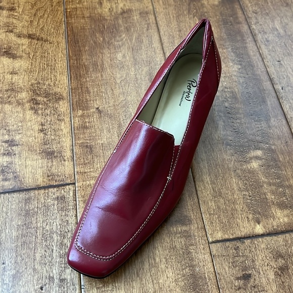 NWT Preview International Pump kitten low Heel burgundy Slip on Shoes Size 8M - Picture 4 of 11